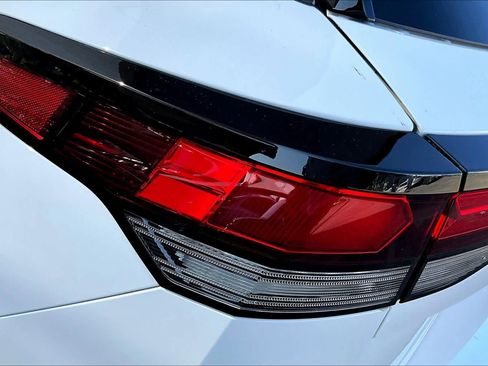 New 2026 Volkswagen Tiguan SE image 14