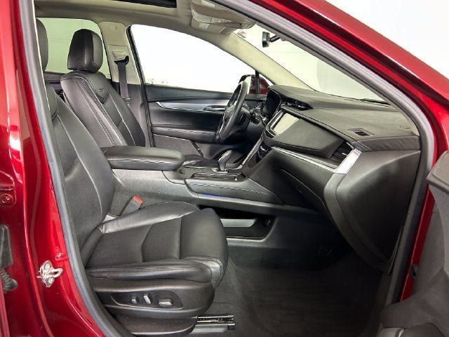 Used 2017 Cadillac XT5 Luxury AWD/4WD image 27