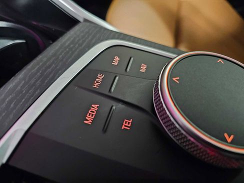 Used 2025 BMW 330i xDrive Sedan w/ M Sport Package image 25