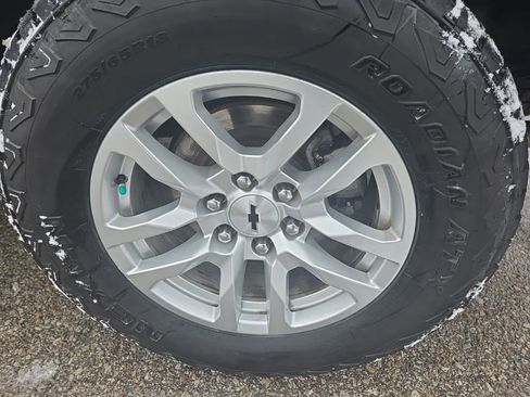 Used 2021 Chevrolet Silverado 1500 RST image 9