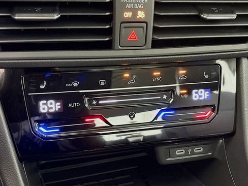 New 2026 Volkswagen Jetta SE image 16