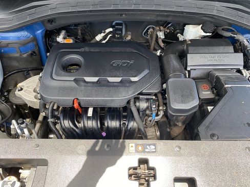 Used 2019 Hyundai Santa Fe SEL FWD image 10