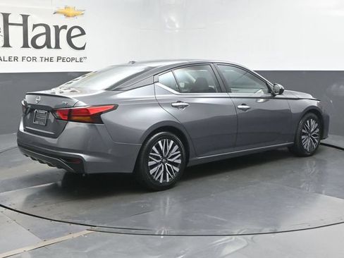 Used 2024 Nissan Altima 2.5 SV FWD image 64