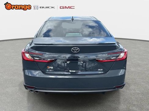 Used 2026 Toyota Camry SE FWD image 4