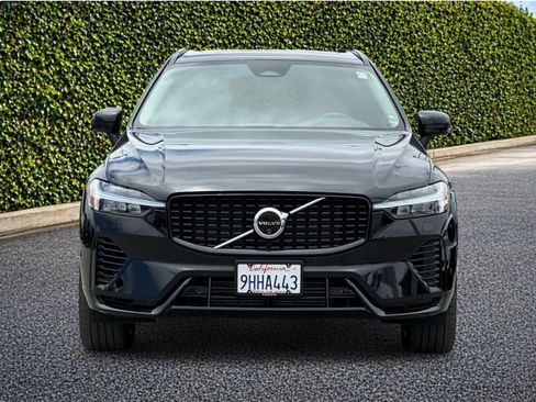 Used 2024 Volvo XC60 T8 Plus w/ Protection Package Premier AWD/4WD image 9