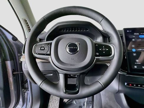 New 2026 Volvo XC90 B6 Plus w/ Protection Package AWD/4WD image 11