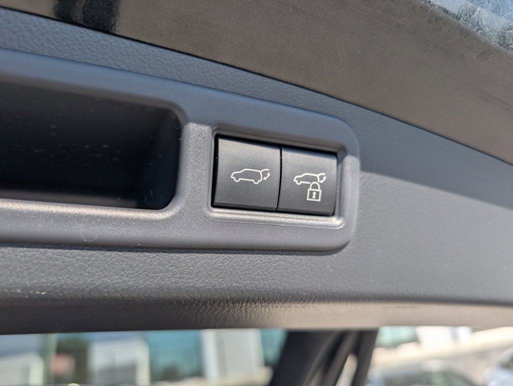 Used 2025 Lexus RX 350 Premium w/ Accessory Package (Z1) FWD image 15