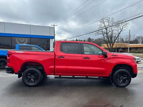 Used 2025 Chevrolet Silverado 1500 Custom Trail Boss w/ LPO, Dark Essentials Package image 11