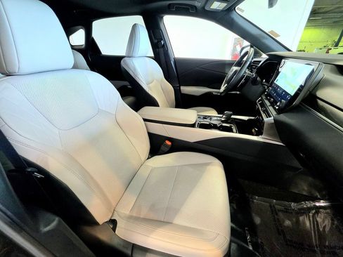 Used 2023 Lexus RX 350 Premium w/ Cold Area Package FWD image 59