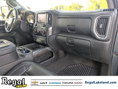 Used 2020 Chevrolet Silverado 2500 LTZ w/ LTZ Plus Package image 9