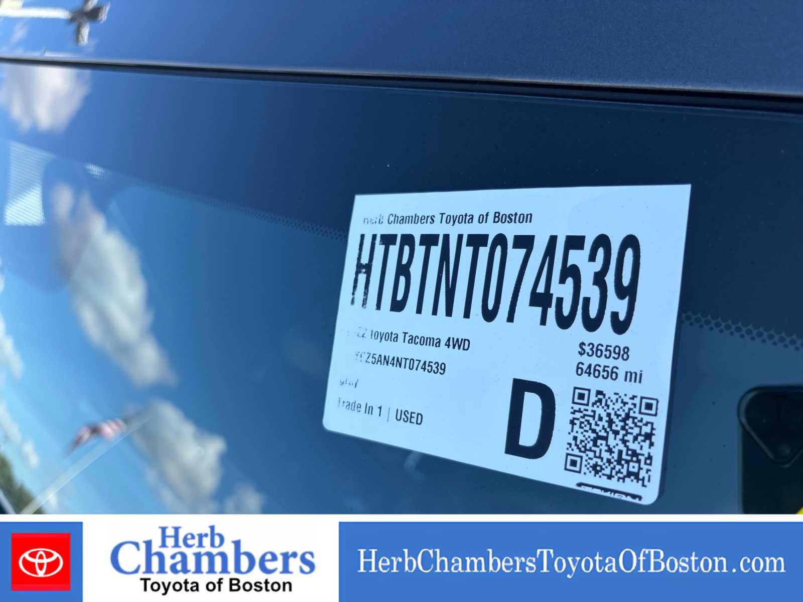 Used 2022 Toyota Tacoma TRD Off-Road AWD/4WD image 12
