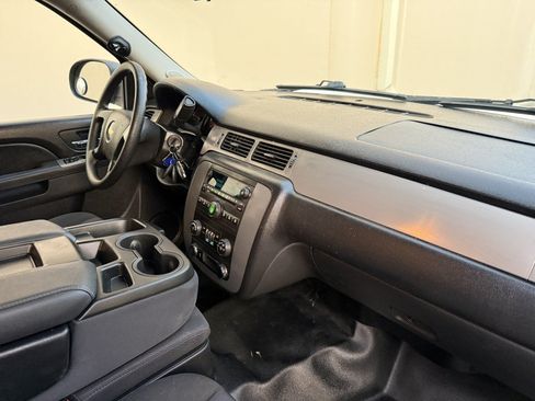 Used 2014 Chevrolet Tahoe 2WD image 12