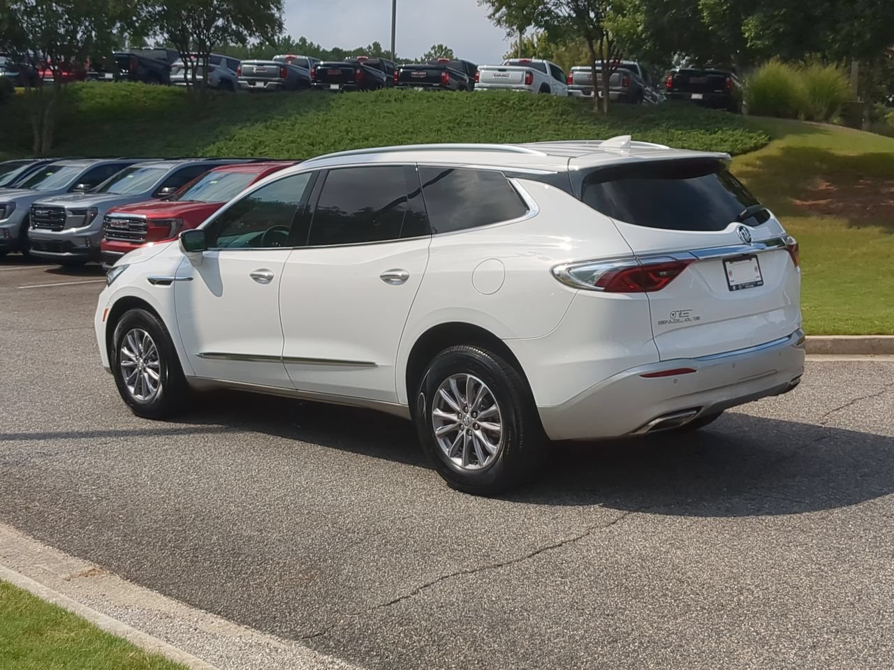 Used 2024 Buick Enclave Essence w/ Trailering Package, 5000 lbs. FWD image 6