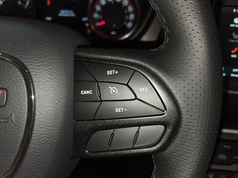 Used 2022 Dodge Challenger R/T Scat Pack w/ Dynamics Package image 18