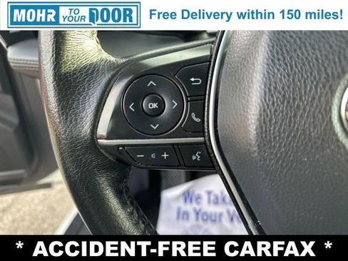 Used 2022 Toyota Avalon XLE image 16