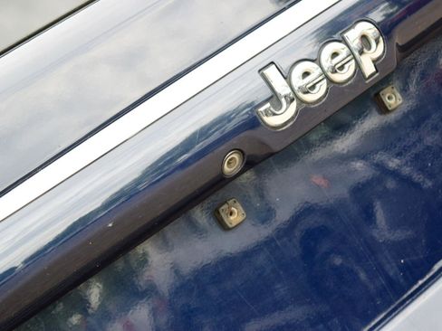 Used 2014 Jeep Compass Latitude AWD/4WD image 12