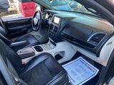 Used 2020 Dodge Grand Caravan SXT image 5