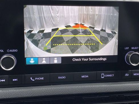 Used 2023 Honda Civic Sport image 29