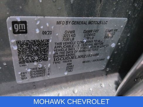 Certified 2024 Chevrolet Silverado 1500 High Country w/ Technology Package AWD/4WD image 42