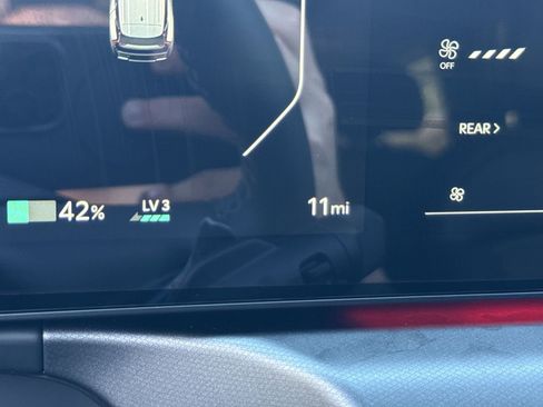 New 2026 Kia EV9 Land w/ Nightfall Edition Package image 31