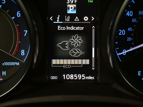 Used 2018 Toyota Corolla iM w/ All-Weather Mat Package image 22