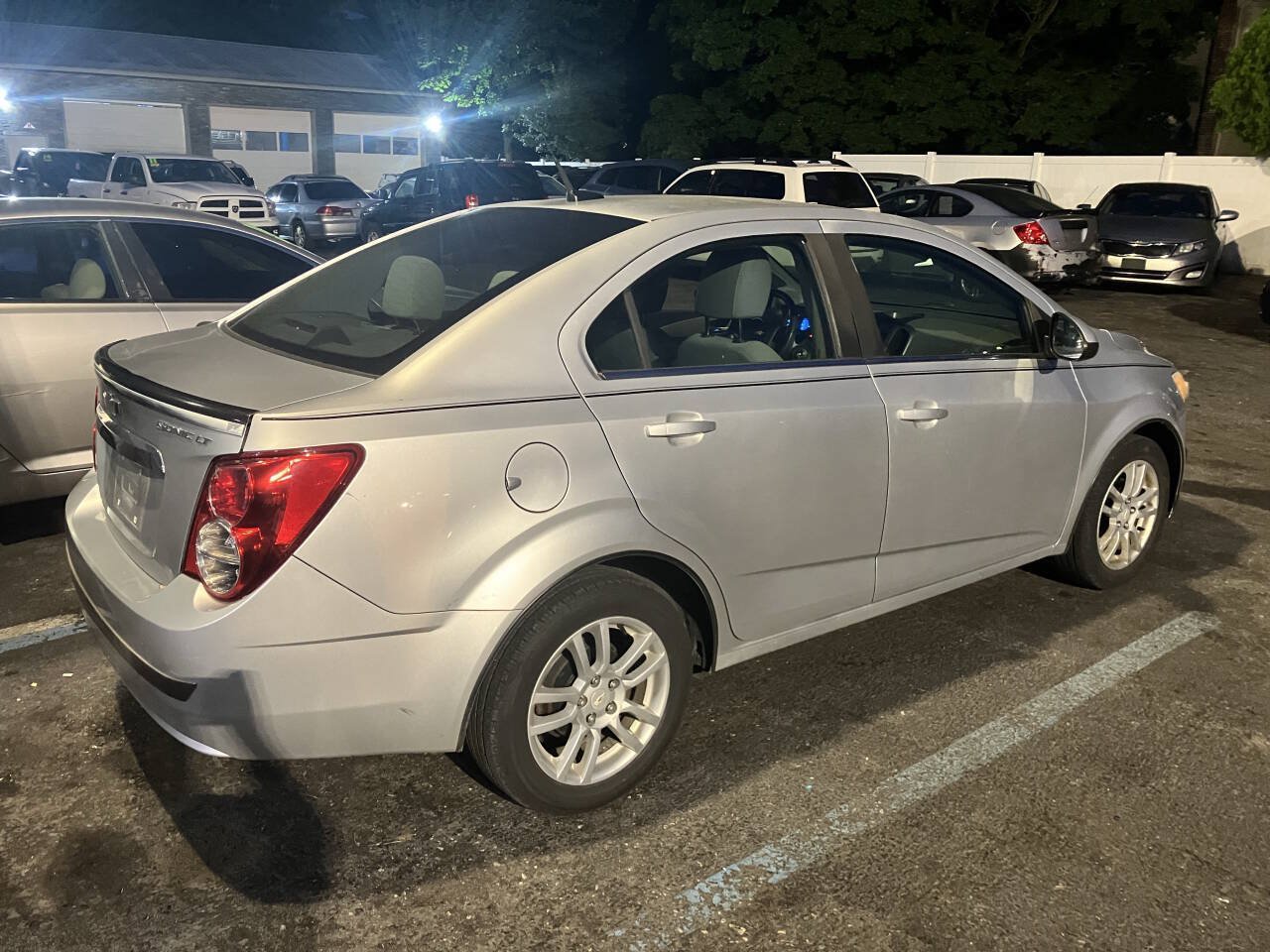 Used 2014 Chevrolet Sonic LT FWD image 3