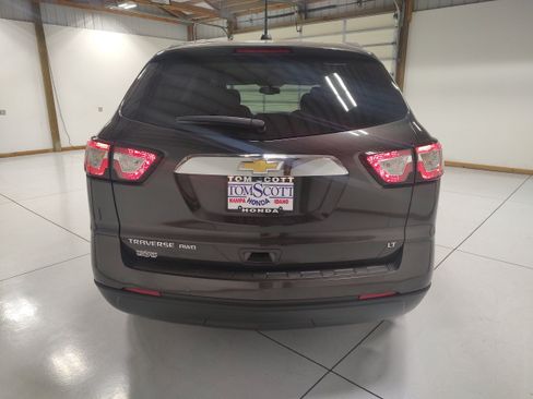 Used 2017 Chevrolet Traverse LT AWD/4WD image 11