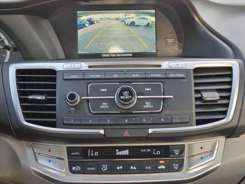 Used 2014 Honda Accord LX image 12