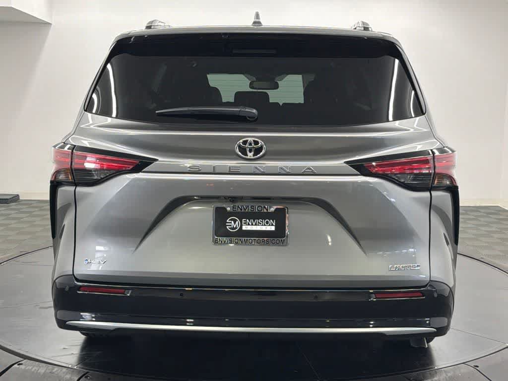 Certified 2026 Toyota Sienna Limited FWD image 11