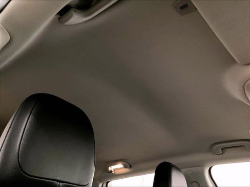 Used 2019 Jeep Compass Latitude w/ Popular Equipment Group AWD/4WD image 21