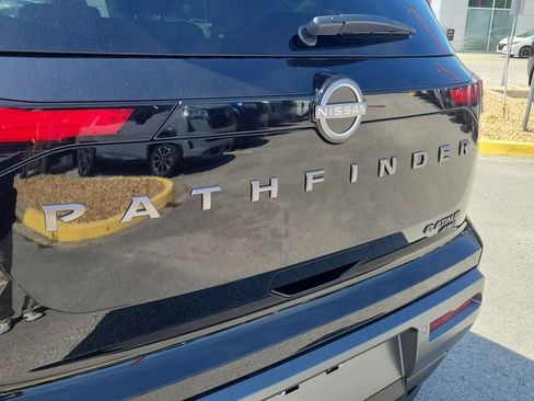 New 2026 Nissan Pathfinder Platinum w/ Cargo Package AWD/4WD image 8