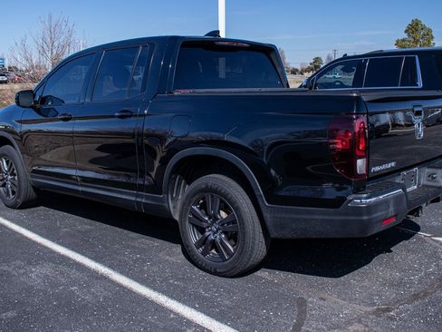 Used 2020 Honda Ridgeline Sport image 4
