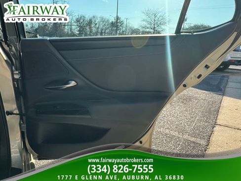 Used 2023 Lexus ES 350 w/ Premium Package image 31