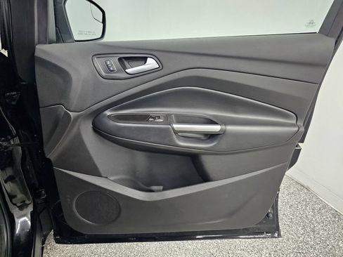 Used 2018 Ford Escape SE w/ SE Sync 3 Package FWD image 20