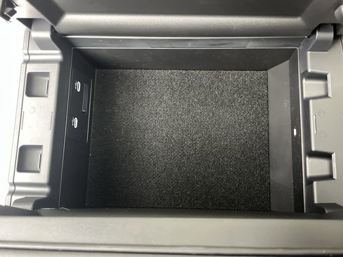 Certified 2025 MAZDA CX-70 3.3 Turbo w/ Premium Plus Pkg image 28