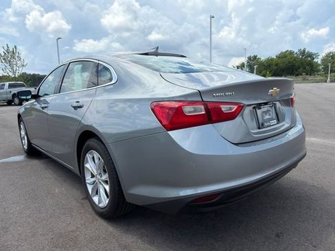 Used 2023 Chevrolet Malibu LT FWD image 11