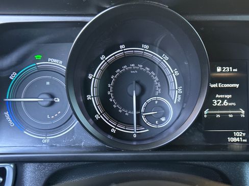 Certified 2023 Hyundai Elantra Blue FWD image 23