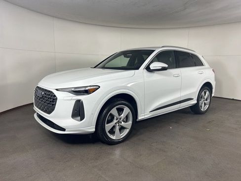 New 2025 Audi Q5 Premium Plus image 3