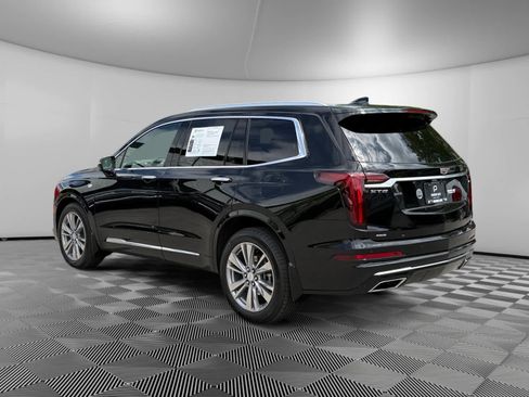 Used 2024 Cadillac XT6 Premium Luxury w/ Technology Package AWD/4WD image 3
