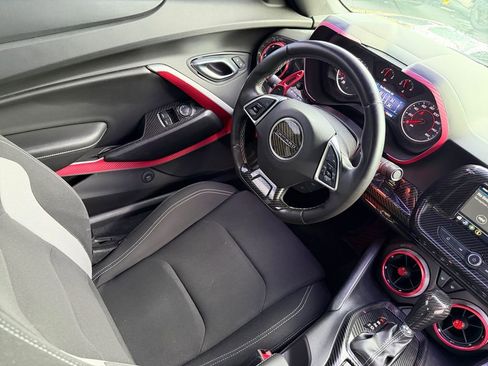 Used 2019 Chevrolet Camaro LT RWD image 21