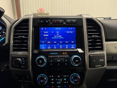 Used 2020 Ford F350 Lariat w/ Lariat Value Package AWD/4WD image 23