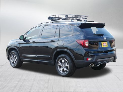 Used 2023 Honda Passport TrailSport image 5