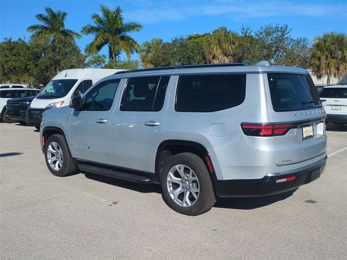 Used 2022 Jeep Wagoneer Series I w/ Premium Group I image 8