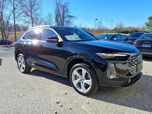 Used 2025 Audi Q5 Premium Plus AWD/4WD image 3