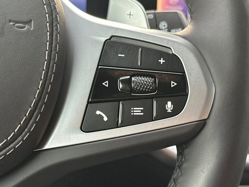 Used 2026 BMW X5 xDrive40i w/ M Sport Package image 31