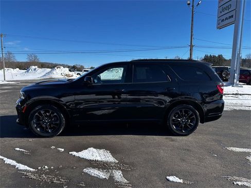 Used 2023 Dodge Durango R/T w/ Hemi Orange Plus Package image 2