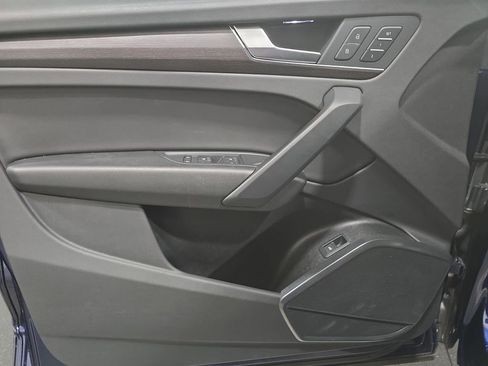 Used 2022 Audi Q5 2.0T Premium image 26