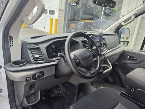 Used 2025 Ford Transit 250 Low Roof w/ Exterior Upgrade Package RWD image 10