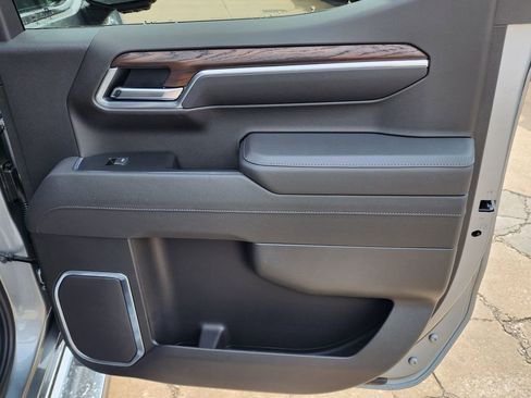 New 2026 GMC Sierra 1500 SLT w/ SLT Premium Plus Package image 40