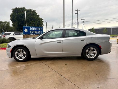 Used 2023 Dodge Charger SXT RWD image 7